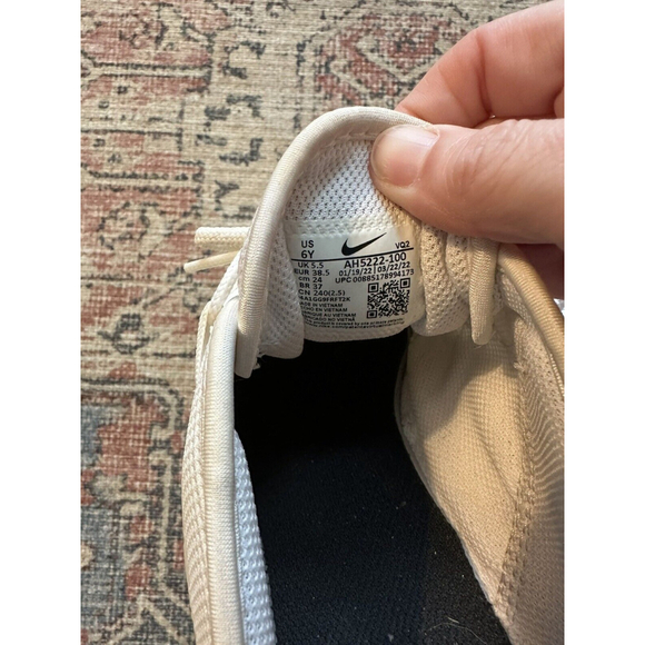 Nike Unisex Kids Air Max Axis AH5222-100 White Lace Up Running Shoes Size 6Y - Picture 5 of 5